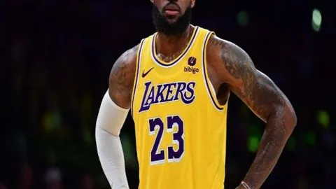 皇马1-2遗憾负于莱万特，米利唐红牌离场阿森西奥错失良机